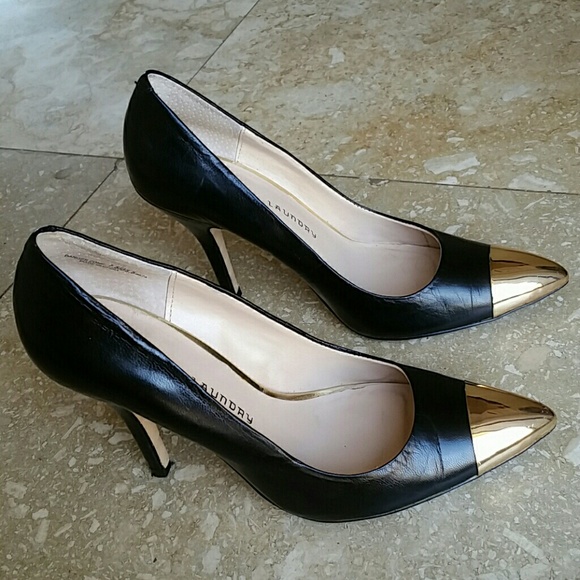 Chinese Laundry cap toe pumps - Picture 6 of 11